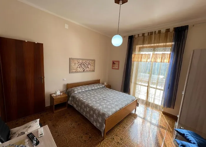 לינה וארוחת בוקר Empira למזיה טרמה