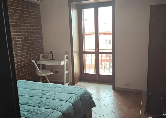 Empira לינה וארוחת בוקר 3*